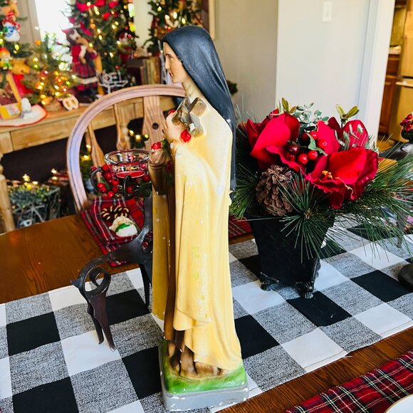 Antique Chalkware Saint Theresa of Lisieux Little flower of Jesus - Picture 8 of 17